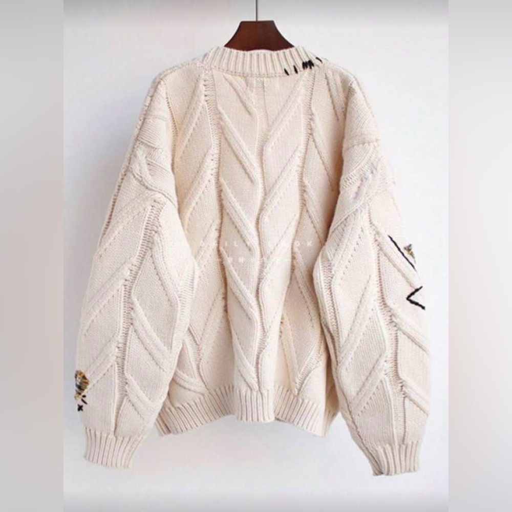 Colorful Button Cream Sweater - Picture 2 of 4